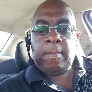 Meet your Posher, Lornce